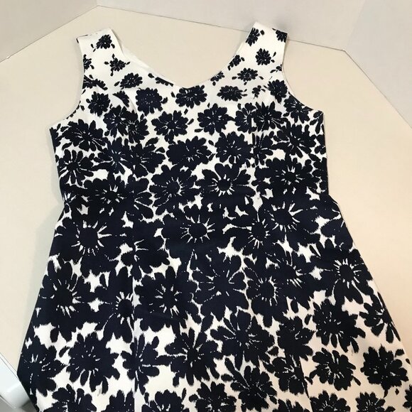 Navy & White Floral Pattern Cotton Dress Size Petite 10 (Fits Reg 6-8) - Picture 7 of 14